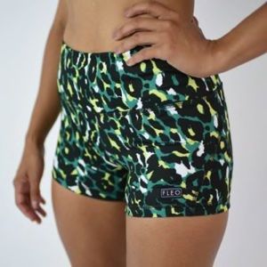 Apex shorts